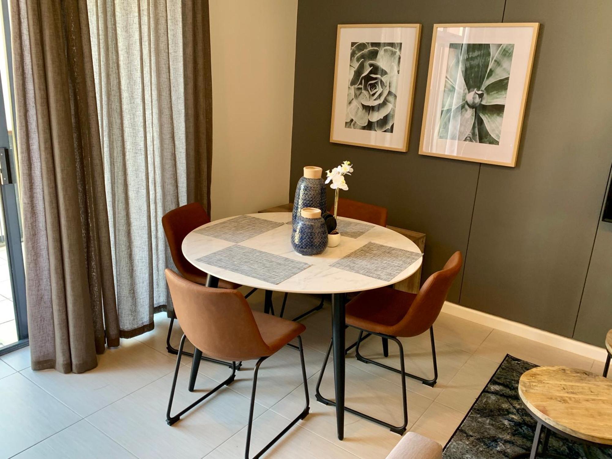 Oyster Lagoon Villa - Luxurious 2 Bed Apartment In Κνύσνα Εξωτερικό φωτογραφία