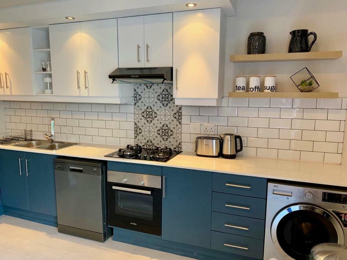 Oyster Lagoon Villa - Luxurious 2 Bed Apartment In Κνύσνα Εξωτερικό φωτογραφία